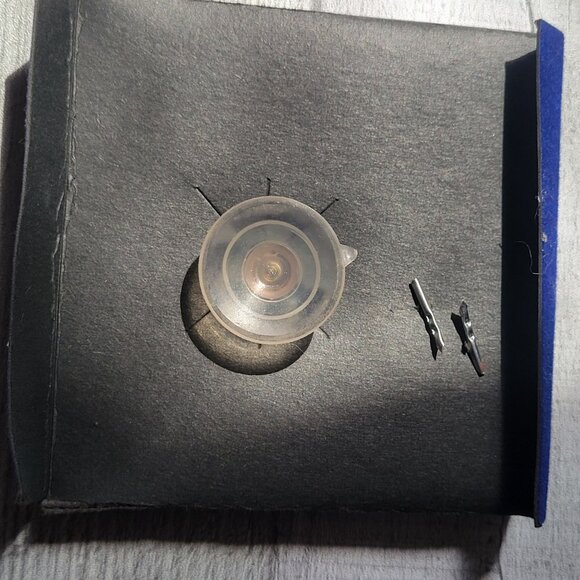 Fine Pewter & Austrian Crystal Angel Suncatcher With Stars & Rainbow Design - Picture 5 of 7